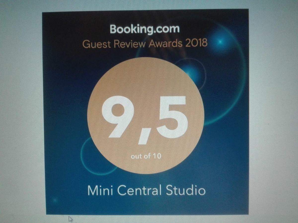 Mini Central Studio Салоники Экстерьер фото