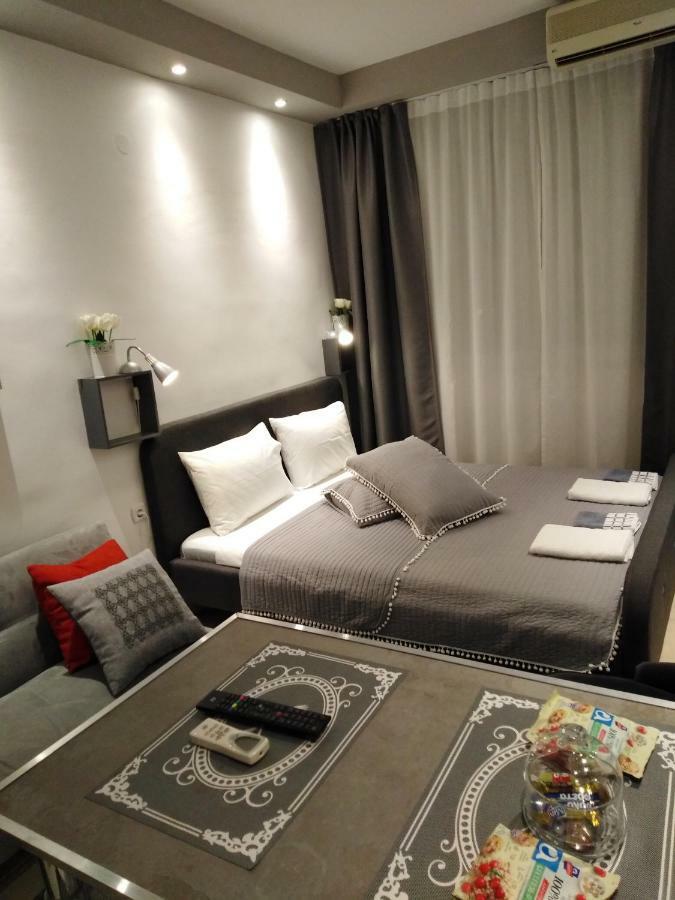 Mini Central Studio Салоники Экстерьер фото