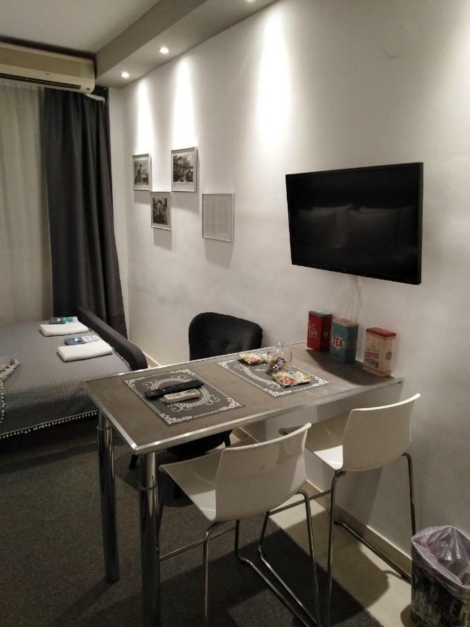 Mini Central Studio Салоники Экстерьер фото